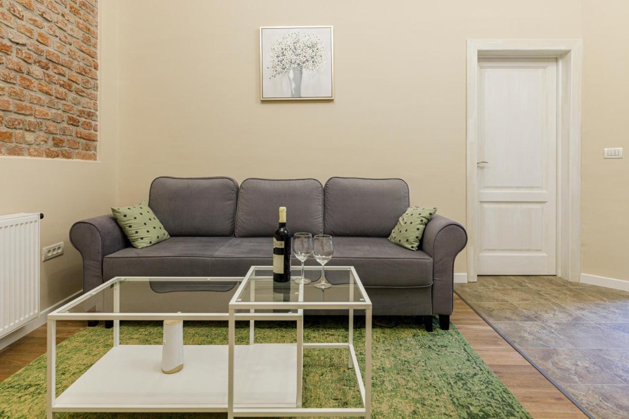 Beautiful Apartment In Heart Of Historical Center Timișoara Zewnętrze zdjęcie